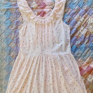 Early 1950s “Schrank’s” Pale Pink Floral Cotton Nightgown